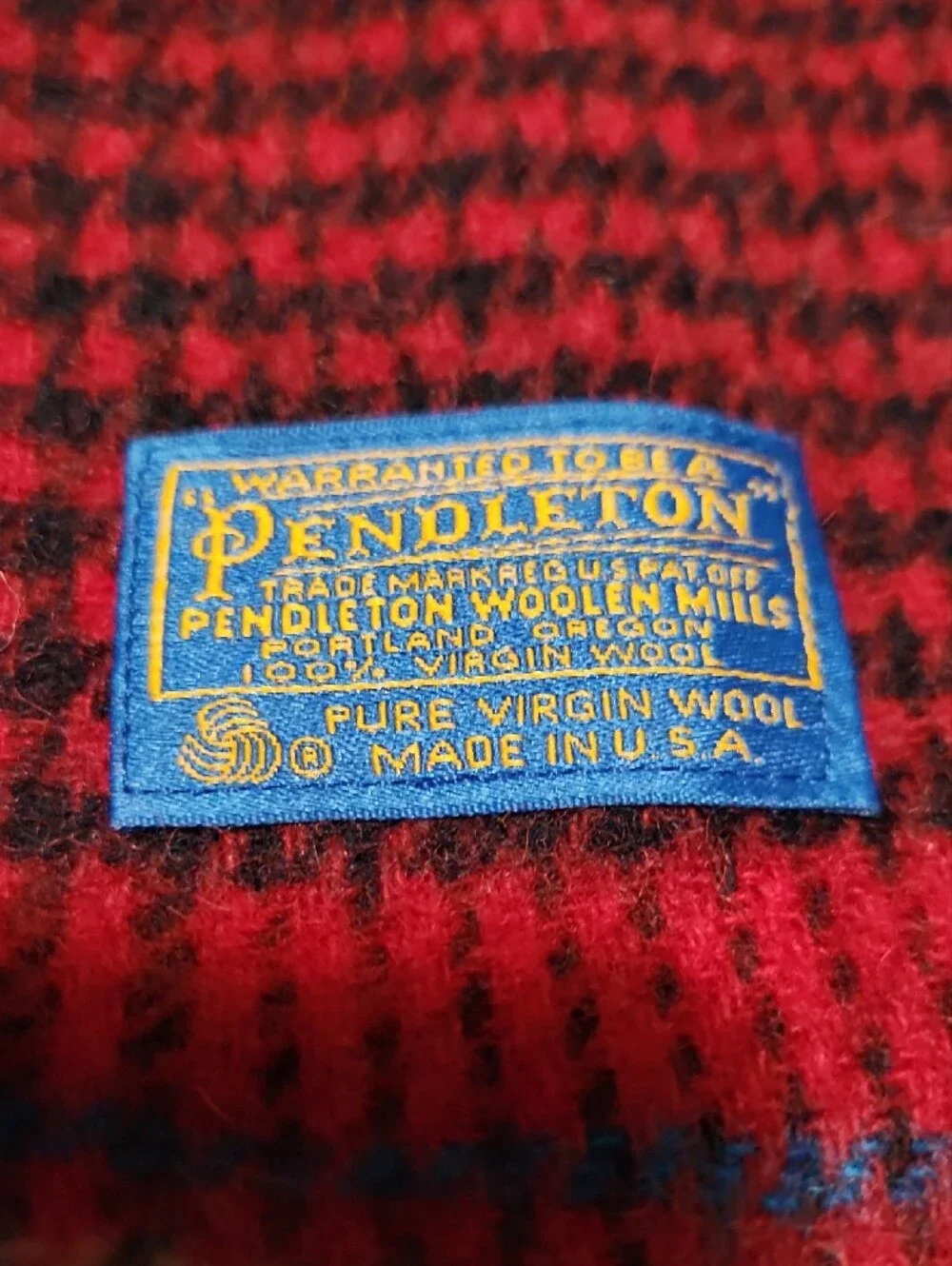 Pendleton Red Plaid Fringe Throw 100% Wool Blanket